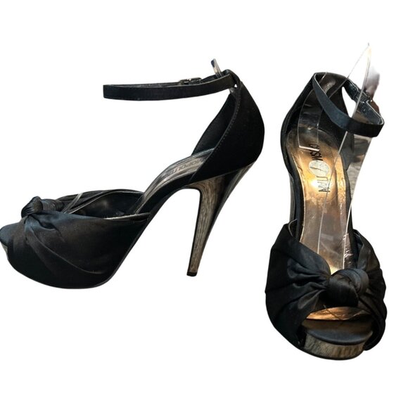 COSMOPOLITAN Womens Black Satin Ankle Strap Peep Toe 5" Heels 7.5 Chic - Picture 4 of 8